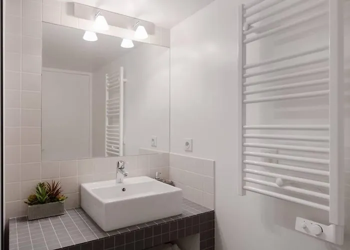 Avec Beaux Volumes Cœur Du Marais