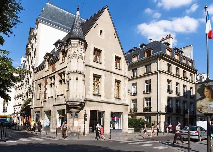 Avec Beaux Volumes Cœur Du Marais Appartement *